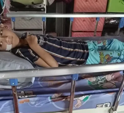 SUMBANGAN KATIL HOSPITAL UNTUK MASYARAKAT DI DUN SUNGAI AIR TAWAR